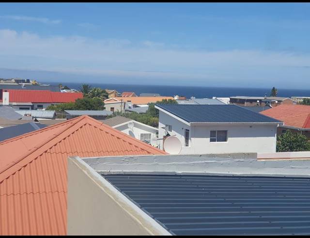 4 BEDROOM HOUSE FOR SALE IN DE KELDERS